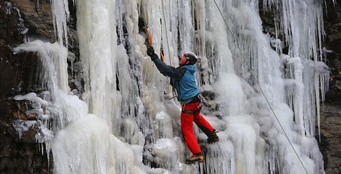 Winter storm slams the South; bitter cold freezes Northeast