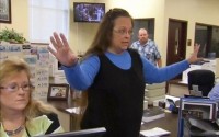 Kentucky clerk Davis not complying with court order-plaintiffs