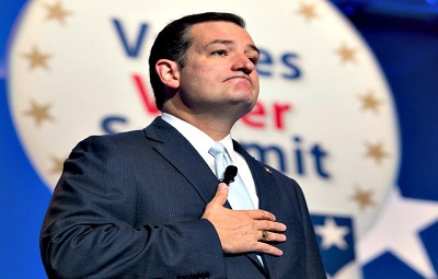 Ted-Cruz-Hand-on-Heart