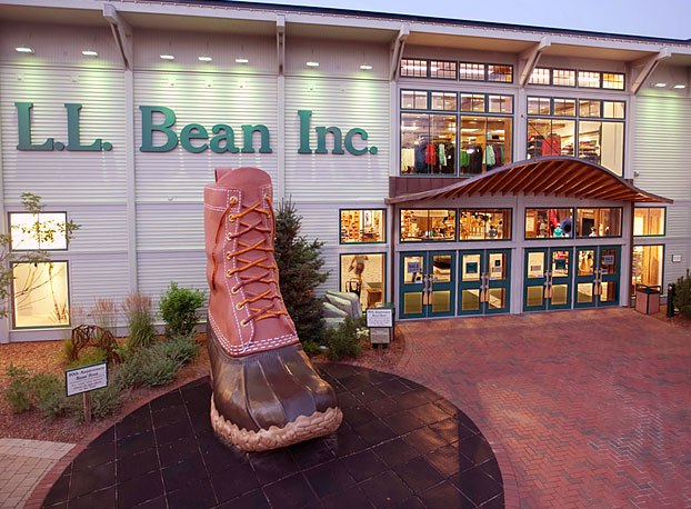 LL-Bean_small With One Tweet Trump Defeats Leftists Who Targeted L.L. Bean Politics  