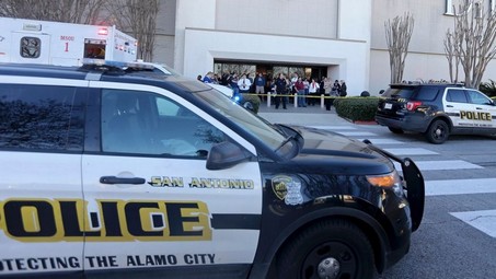 mallrobbed_small One killed, 5 hospitalized in San Antonio mall robbery 'gone really, really bad' Police  