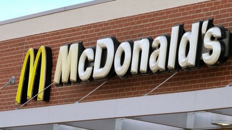 McDonalds_small McDonald's Twitter account hacked, blasts Trump #BigMac Cyber Security  