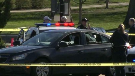 ramcar_small Driver rams into Capitol Police cruisers as car chase ends in Hill scare Police  